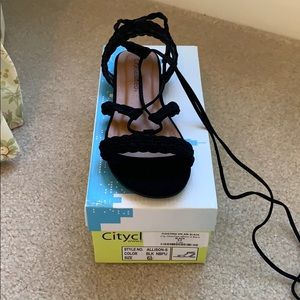 Lulu’s lace-up sandles
